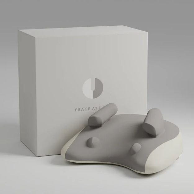 💆‍♂️ Relax Instantly with This Pillow Neck & Shoulder Massager – Soothe Aches Anytime!