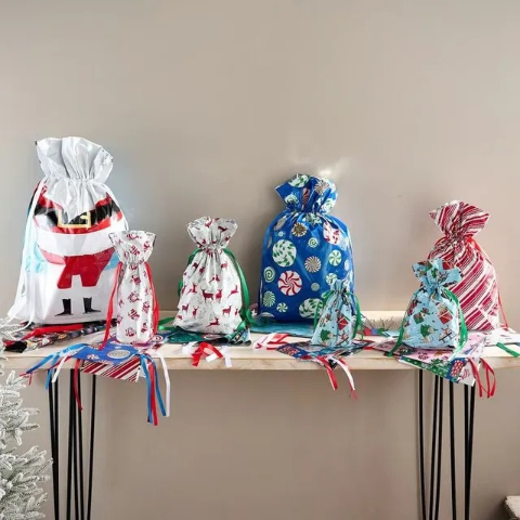 🎄Christmas Sales 49% OFF-Drawstring Christmas Gift Bags (Biodegradable)