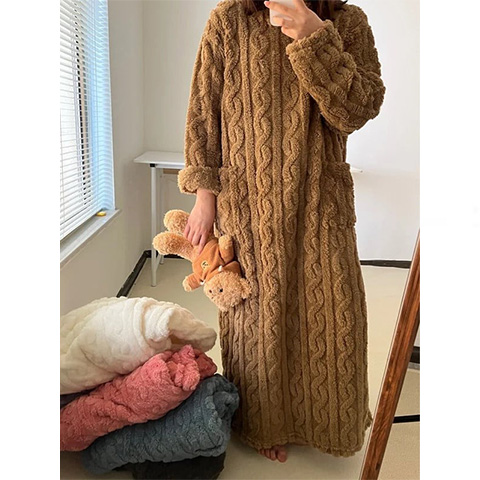 Winter Coral Velvet Home Clothes