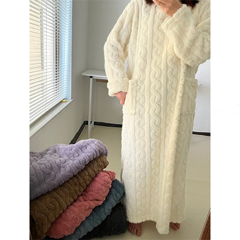 Winter Coral Velvet Home Clothes