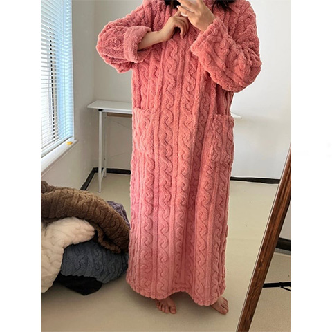 Winter Coral Velvet Home Clothes