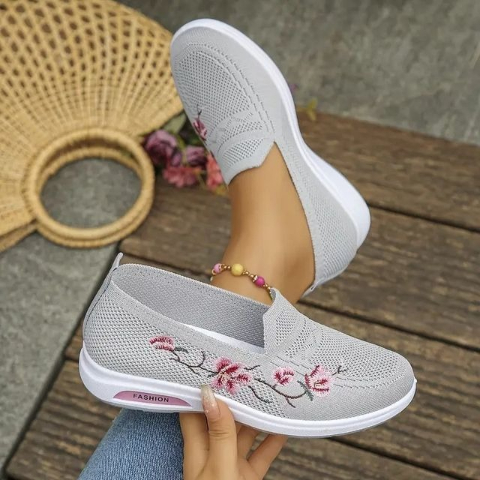 💥Hot Special Discount 70% OFF💥Women's breathable embroidered shoes, soft, comfortable & fashionable