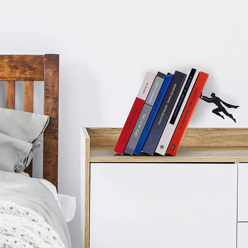 Super hero Bookend Figurines Metal Bookshelf Decor Desktop Ornament Office